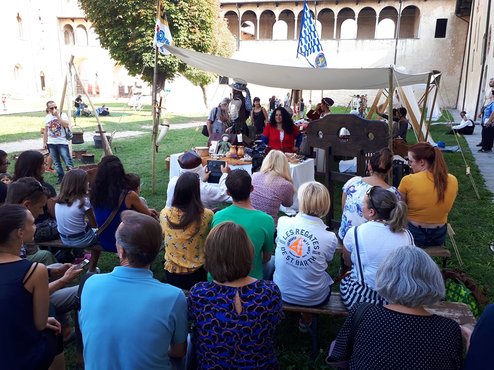 stregoneria al castello sforzesco di Vigevano.
#quattropassinellastoria  #stregoneriacriminefemminile #castellosforzesco #comunedivigevano #lanottechenoncera #leonardodavinci
